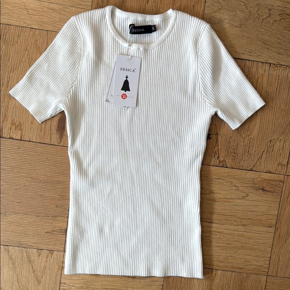 Zesica Womens White Ribbed Top